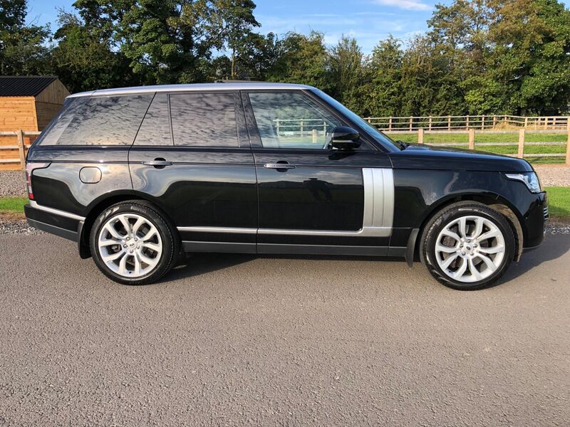 LAND ROVER RANGE ROVER