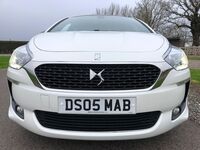 DS AUTOMOBILES DS 5