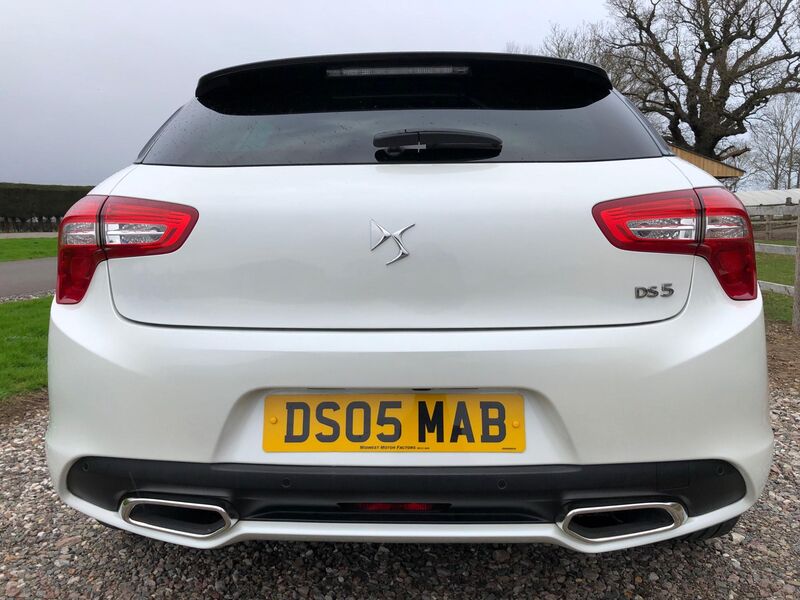 DS AUTOMOBILES DS 5