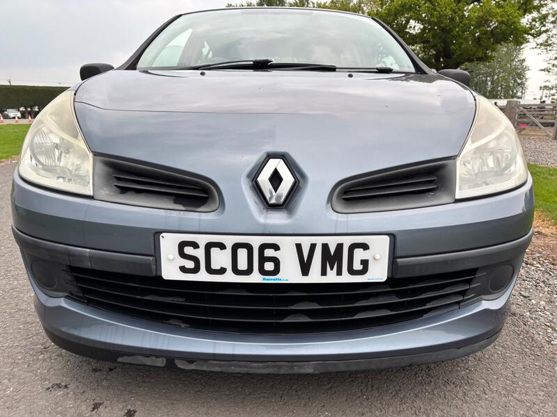 RENAULT CLIO