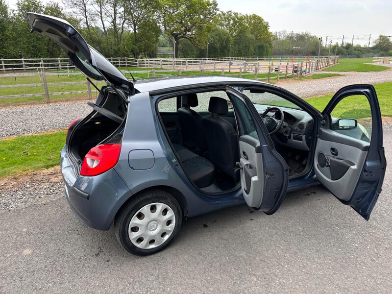 RENAULT CLIO