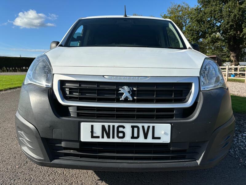 PEUGEOT PARTNER