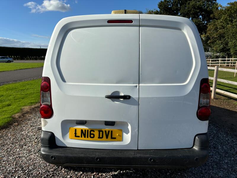 PEUGEOT PARTNER