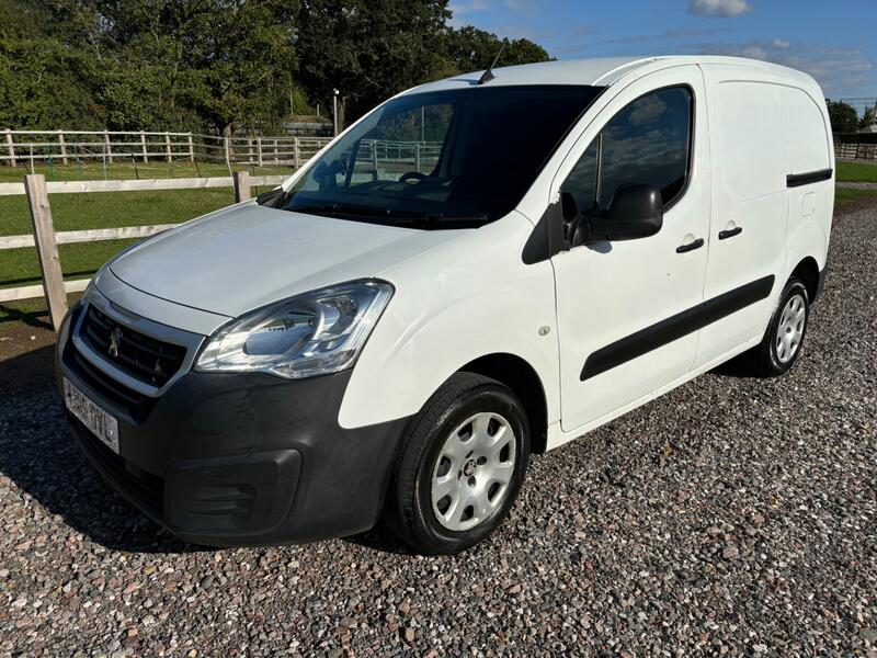 PEUGEOT PARTNER