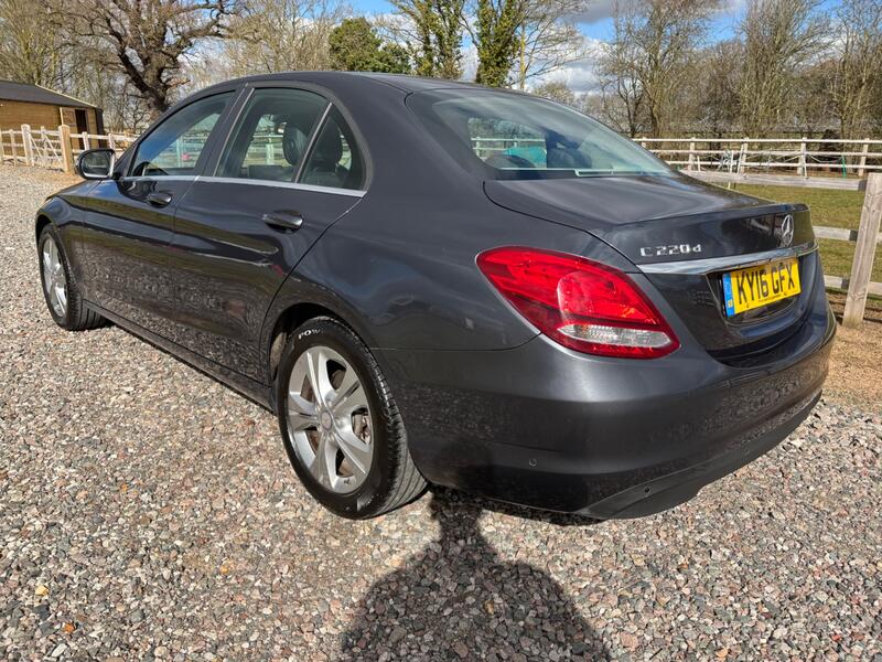 MERCEDES-BENZ C CLASS