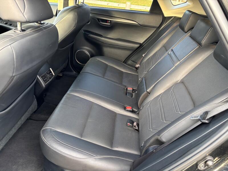 LEXUS NX